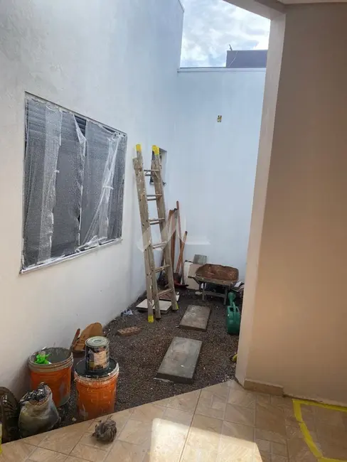 Casa com 3 quartos à venda, 165m2 em Vila Industrial, Toledo - PR - imagem 8 Foto 8 de Casa com 3 quartos à venda, 165m2 em Vila Industrial, Toledo - PR