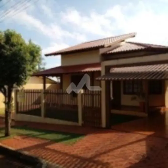 Foto 3 de Casa com 3 quartos à venda, 208m2 em Centro, Marechal Candido Rondon - PR