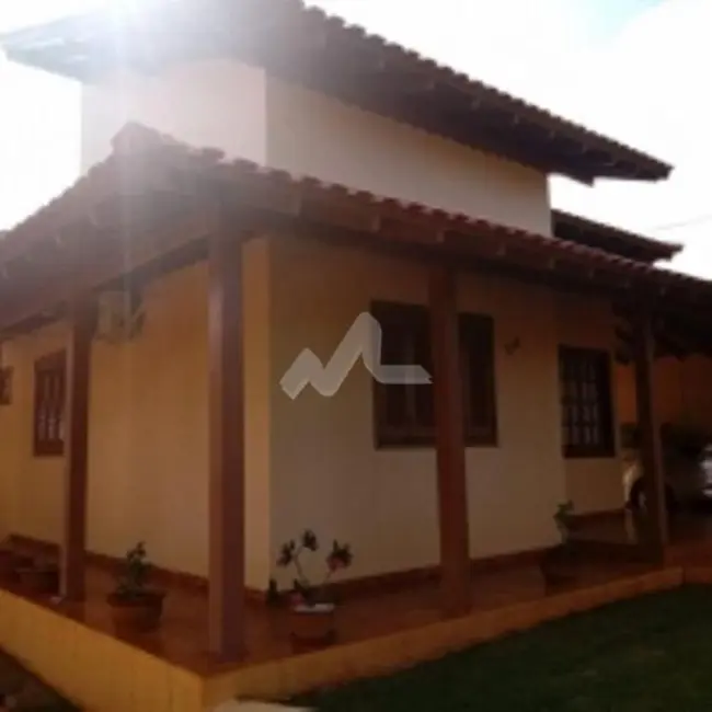 Foto 4 de Casa com 3 quartos à venda, 208m2 em Centro, Marechal Candido Rondon - PR