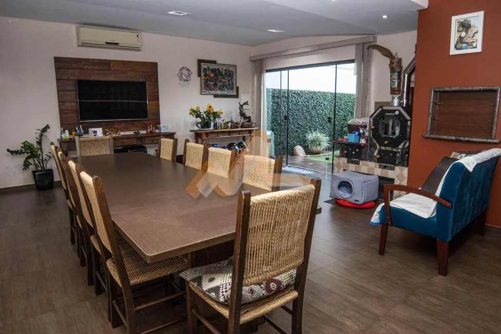 Casa com 3 quartos à venda, 180m2 em Jardim La Salle, Toledo - PR - imagem 7 Foto 7 de Casa com 3 quartos à venda, 180m2 em Jardim La Salle, Toledo - PR