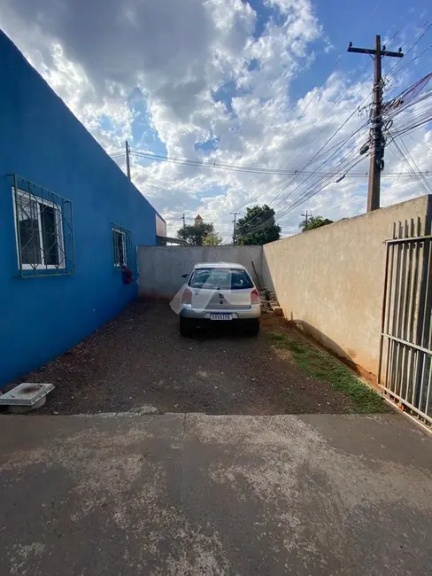 Foto 2 de Sala Comercial com 4 quartos à venda, 146m2 em Toledo - PR