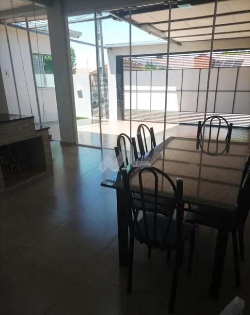 Casa com 2 quartos à venda, 134m2 em Jardim Concórdia, Toledo - PR - imagem 2 Foto 2 de Casa com 2 quartos à venda, 134m2 em Jardim Concórdia, Toledo - PR
