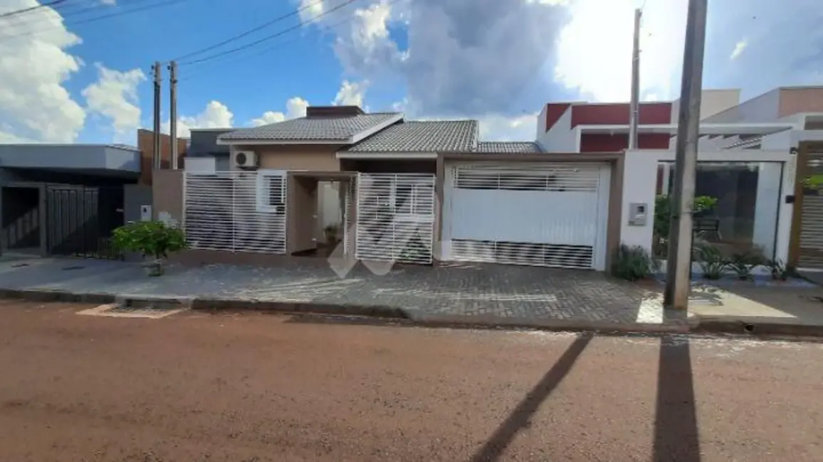 Casa com 2 quartos à venda, 120m2 em Vila Becker, Toledo - PR - imagem 3 Foto 3 de Casa com 2 quartos à venda, 120m2 em Vila Becker, Toledo - PR