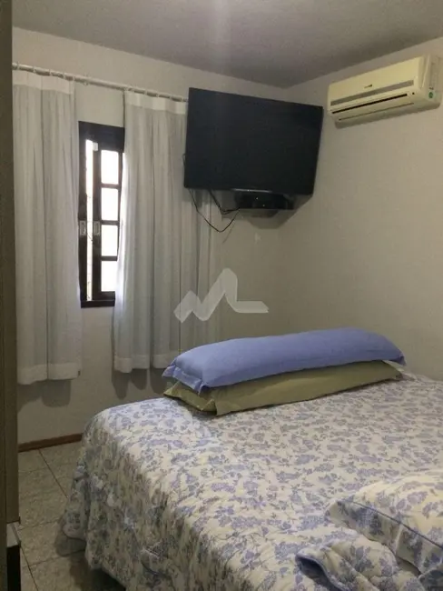 Casa com 3 quartos à venda, 139m2 em Vila Industrial, Toledo - PR - imagem 3 Foto 3 de Casa com 3 quartos à venda, 139m2 em Vila Industrial, Toledo - PR
