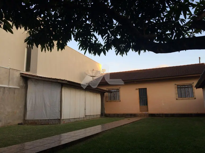 Casa com 3 quartos à venda, 139m2 em Vila Industrial, Toledo - PR - imagem 7 Foto 7 de Casa com 3 quartos à venda, 139m2 em Vila Industrial, Toledo - PR