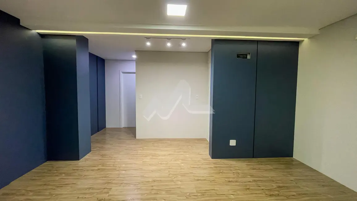 Sala Comercial à venda e para alugar, 53m2 em Centro, Toledo - PR - imagem 8 Foto 8 de Sala Comercial à venda e para alugar, 53m2 em Centro, Toledo - PR