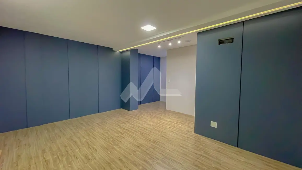 Sala Comercial à venda e para alugar, 53m2 em Centro, Toledo - PR - imagem 7 Foto 7 de Sala Comercial à venda e para alugar, 53m2 em Centro, Toledo - PR