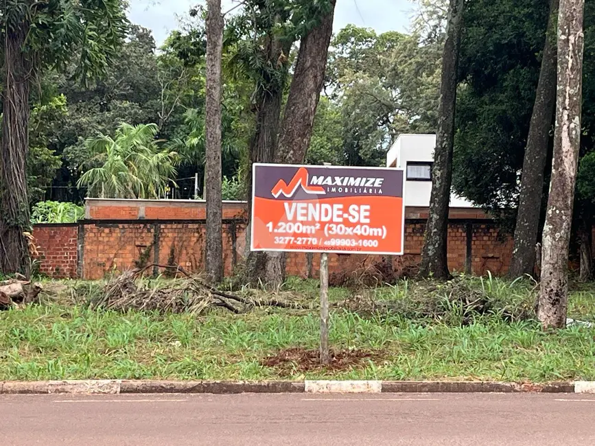 Foto 1 de Terreno / Lote à venda, 1200m2 em Jardim La Salle, Toledo - PR