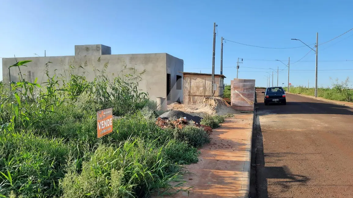Foto 2 de Terreno / Lote à venda, 200m2 em Centro, Ouro Verde Do Oeste - PR