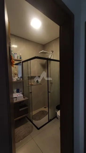 Casa com 2 quartos à venda, 99m2 em Vila Becker, Toledo - PR - imagem 5 Foto 5 de Casa com 2 quartos à venda, 99m2 em Vila Becker, Toledo - PR