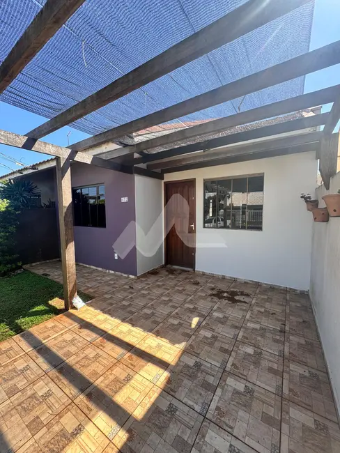 Casa com 2 quartos à venda, 54m2 em Jardim Coopagro, Toledo - PR - imagem 3 Foto 3 de Casa com 2 quartos à venda, 54m2 em Jardim Coopagro, Toledo - PR
