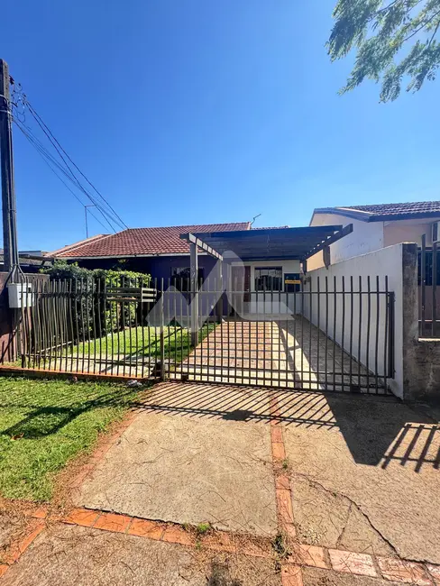 Casa com 2 quartos à venda, 54m2 em Jardim Coopagro, Toledo - PR - imagem 1 Foto 1 de Casa com 2 quartos à venda, 54m2 em Jardim Coopagro, Toledo - PR