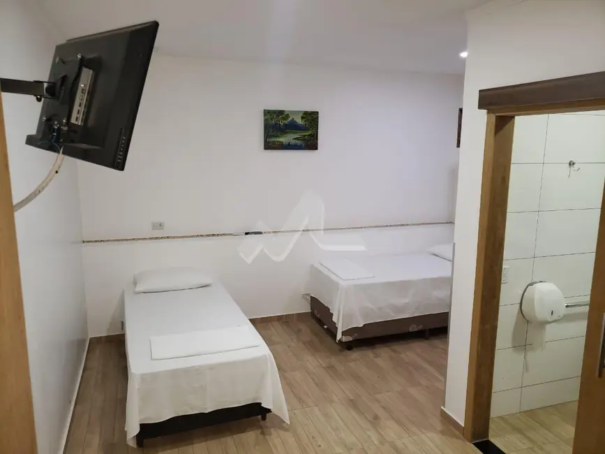 Sala Comercial com 5 quartos à venda, 266m2 em Loteamento Dona Amanda, Foz Do Iguacu - PR - imagem 4 Foto 4 de Sala Comercial com 5 quartos à venda, 266m2 em Loteamento Dona Amanda, Foz Do Iguacu - PR