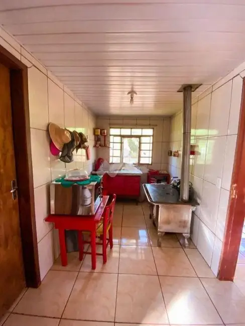 Chácara com 3 quartos à venda, 22800m2 em Jardim Coopagro, Toledo - PR - imagem 4 Foto 4 de Chácara com 3 quartos à venda, 22800m2 em Jardim Coopagro, Toledo - PR