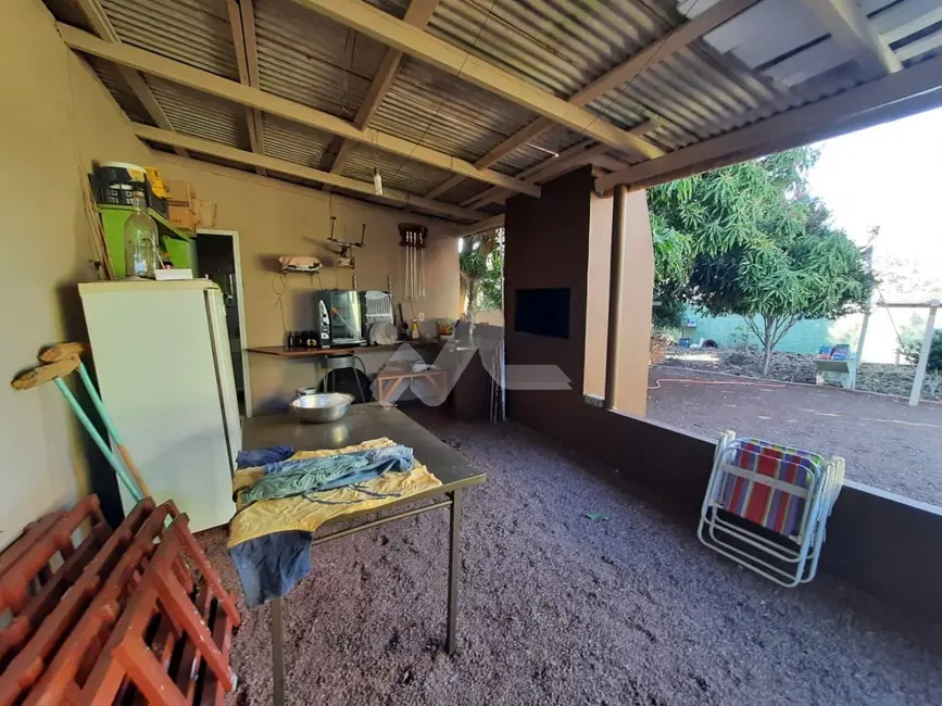 Casa com 3 quartos à venda, 130m2 em Vila Becker, Toledo - PR - imagem 7 Foto 7 de Casa com 3 quartos à venda, 130m2 em Vila Becker, Toledo - PR