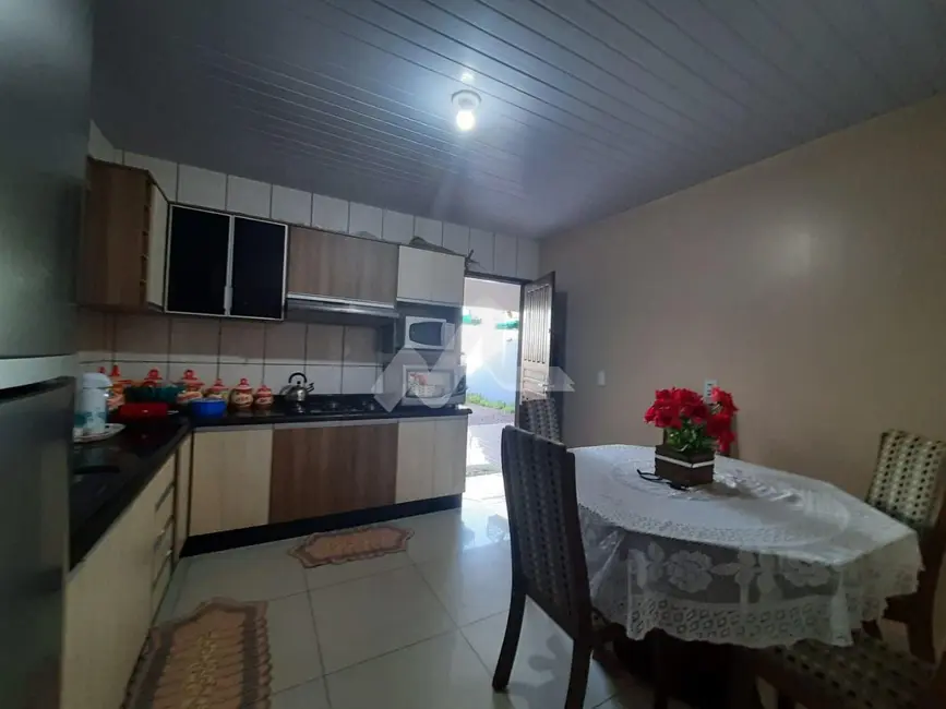 Casa com 3 quartos à venda, 170m2 em Jardim Pancera, Toledo - PR - imagem 5 Foto 5 de Casa com 3 quartos à venda, 170m2 em Jardim Pancera, Toledo - PR