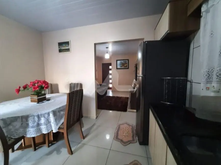 Casa com 3 quartos à venda, 170m2 em Jardim Pancera, Toledo - PR - imagem 4 Foto 4 de Casa com 3 quartos à venda, 170m2 em Jardim Pancera, Toledo - PR