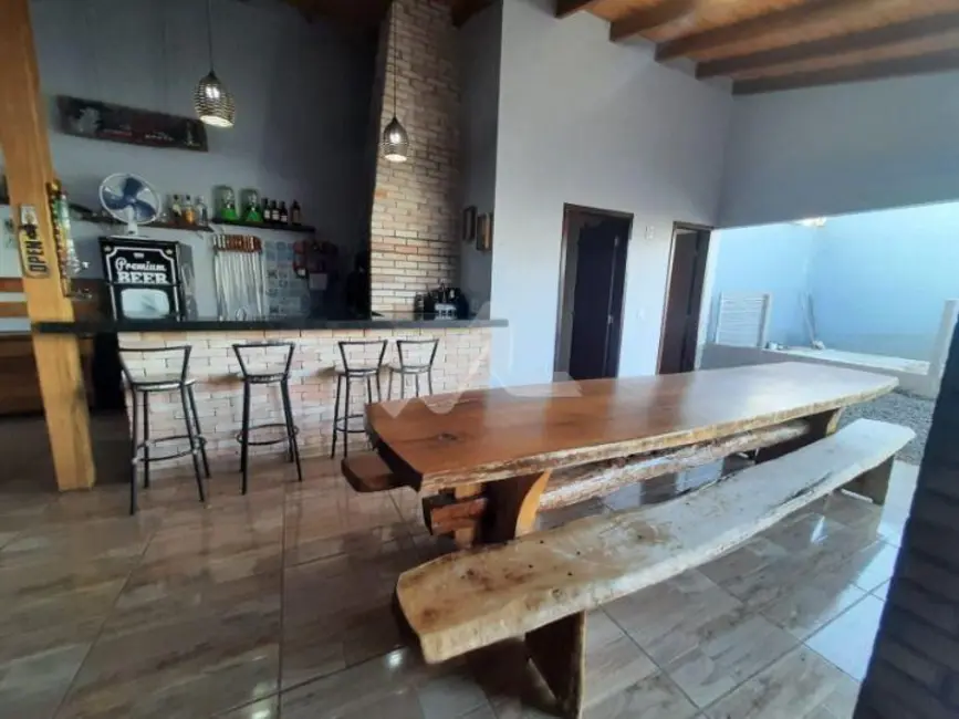 Casa com 3 quartos à venda, 170m2 em Jardim Pancera, Toledo - PR - imagem 9 Foto 9 de Casa com 3 quartos à venda, 170m2 em Jardim Pancera, Toledo - PR