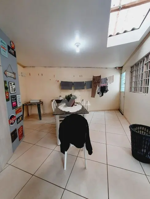 Casa com 1 quarto à venda, 153m2 em Jardim Gisela, Toledo - PR - imagem 7 Foto 7 de Casa com 1 quarto à venda, 153m2 em Jardim Gisela, Toledo - PR