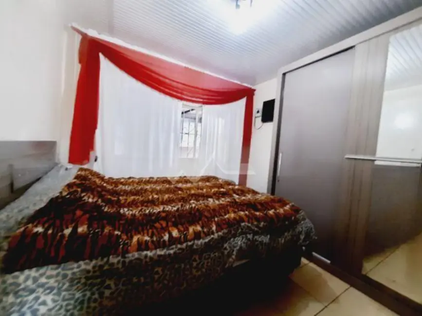 Casa com 5 quartos à venda, 245m2 em Jardim La Salle, Toledo - PR - imagem 5 Foto 5 de Casa com 5 quartos à venda, 245m2 em Jardim La Salle, Toledo - PR