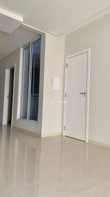 Sobrado com 2 quartos à venda, 84m2 em Vila Becker, Toledo - PR - imagem 7 Foto 7 de Sobrado com 2 quartos à venda, 84m2 em Vila Becker, Toledo - PR