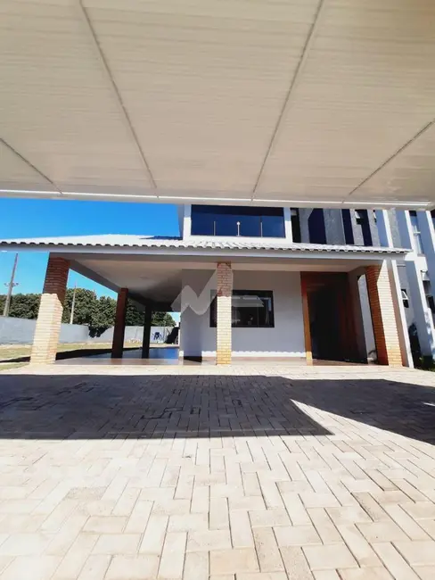 Sobrado com 3 quartos à venda, 288m2 em Jardim Gisela, Toledo - PR - imagem 3 Foto 3 de Sobrado com 3 quartos à venda, 288m2 em Jardim Gisela, Toledo - PR