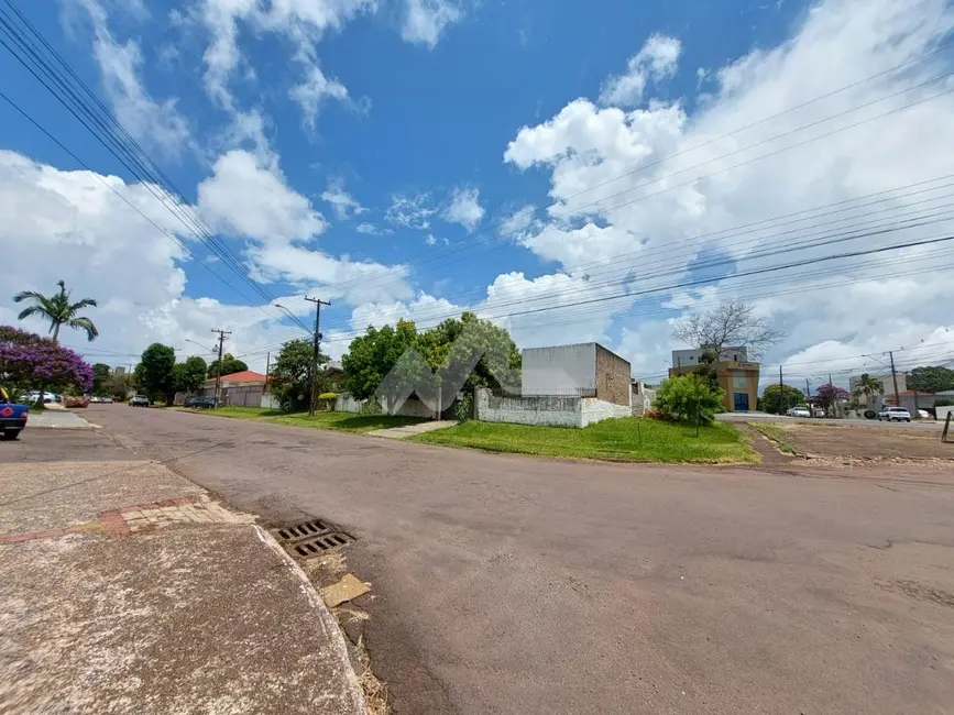 Foto 1 de Terreno / Lote à venda, 525m2 em Maria Luiza, Cascavel - PR