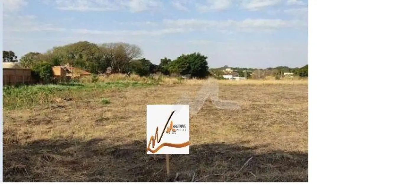 Foto 1 de Terreno / Lote à venda, 1354m2 em Vila Industrial, Toledo - PR