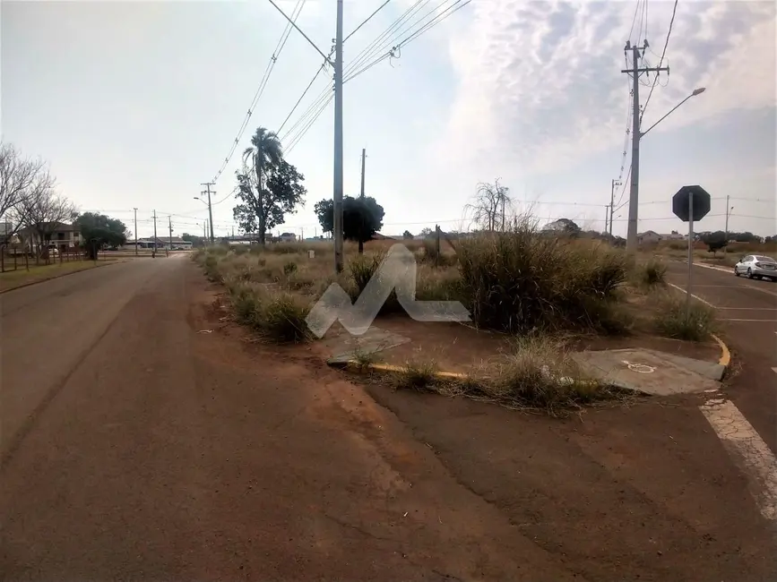 Foto 2 de Terreno / Lote à venda, 762m2 em Tocantins, Toledo - PR