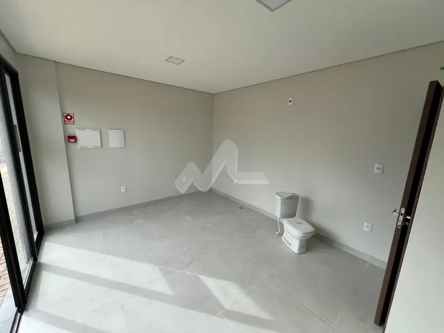 Sala Comercial à venda, 20m2 em Jardim Coopagro, Toledo - PR - imagem 2 Foto 2 de Sala Comercial à venda, 20m2 em Jardim Coopagro, Toledo - PR