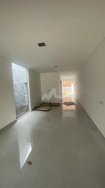 Casa com 3 quartos à venda, 72m2 em São Francisco, Toledo - PR - imagem 3 Foto 3 de Casa com 3 quartos à venda, 72m2 em São Francisco, Toledo - PR