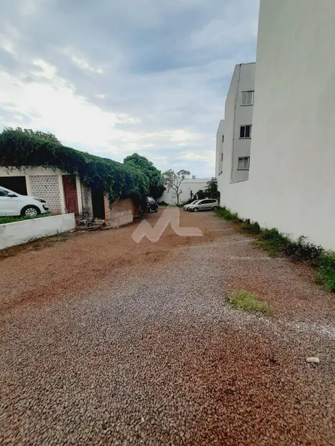 Foto 2 de Terreno / Lote à venda, 1000m2 em Centro, Toledo - PR