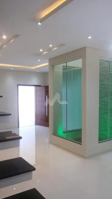 Sobrado com 2 quartos à venda, 225m2 em Jardim Porto Alegre, Toledo - PR - imagem 5 Foto 5 de Sobrado com 2 quartos à venda, 225m2 em Jardim Porto Alegre, Toledo - PR