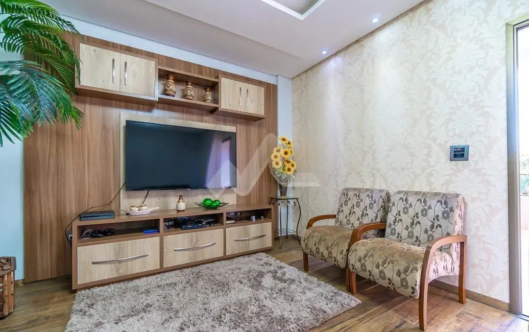 Casa com 2 quartos à venda, 390m2 em Centro, Toledo - PR - imagem 4 Foto 4 de Casa com 2 quartos à venda, 390m2 em Centro, Toledo - PR