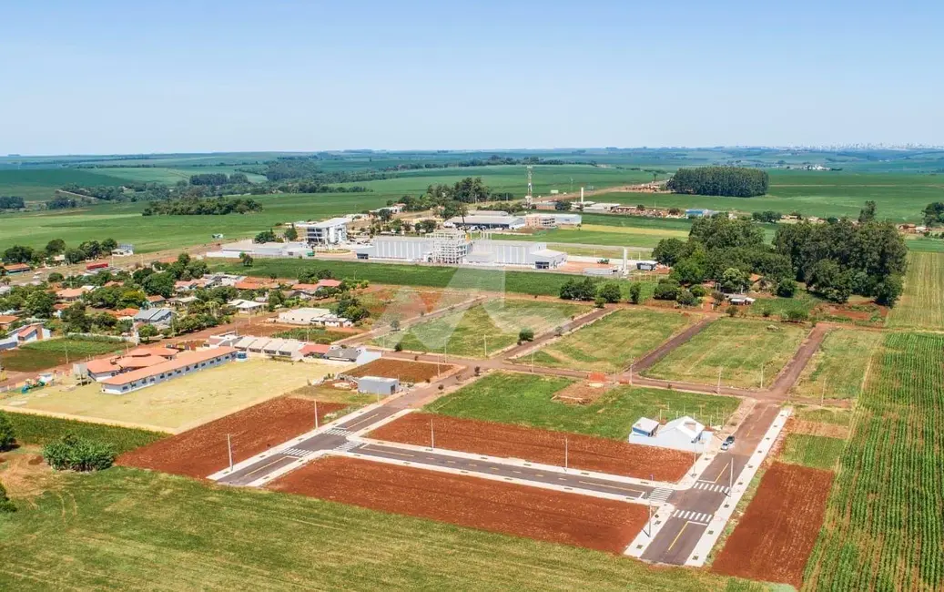 Foto 2 de Terreno / Lote à venda, 240m2 em Cascavel - PR