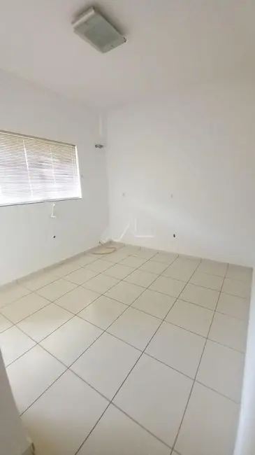 Sobrado com 2 quartos à venda, 124m2 em Vila Operária, Toledo - PR - imagem 7 Foto 7 de Sobrado com 2 quartos à venda, 124m2 em Vila Operária, Toledo - PR
