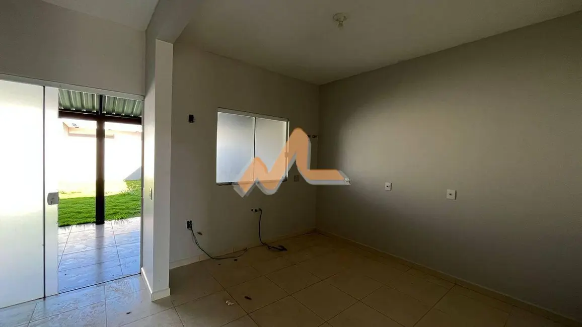 Foto 3 de Sobrado com 2 quartos para alugar, 136m2 em Jardim Gisela, Toledo - PR