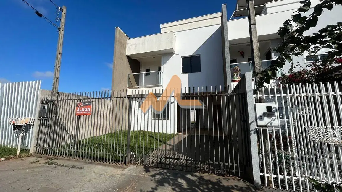 Foto 1 de Sobrado com 2 quartos para alugar, 136m2 em Jardim Gisela, Toledo - PR