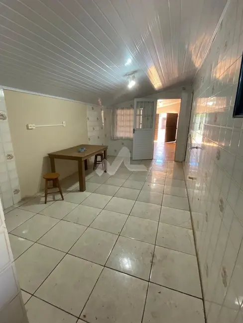 Casa com 3 quartos à venda, 138m2 em Jardim Gisela, Toledo - PR - imagem 8 Foto 8 de Casa com 3 quartos à venda, 138m2 em Jardim Gisela, Toledo - PR