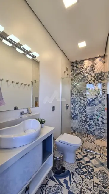 Casa à venda, 400m2 em Toledo - PR - imagem 5 Foto 5 de Casa à venda, 400m2 em Toledo - PR