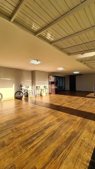 Casa à venda, 400m2 em Toledo - PR - imagem 28 Foto 28 de Casa à venda, 400m2 em Toledo - PR