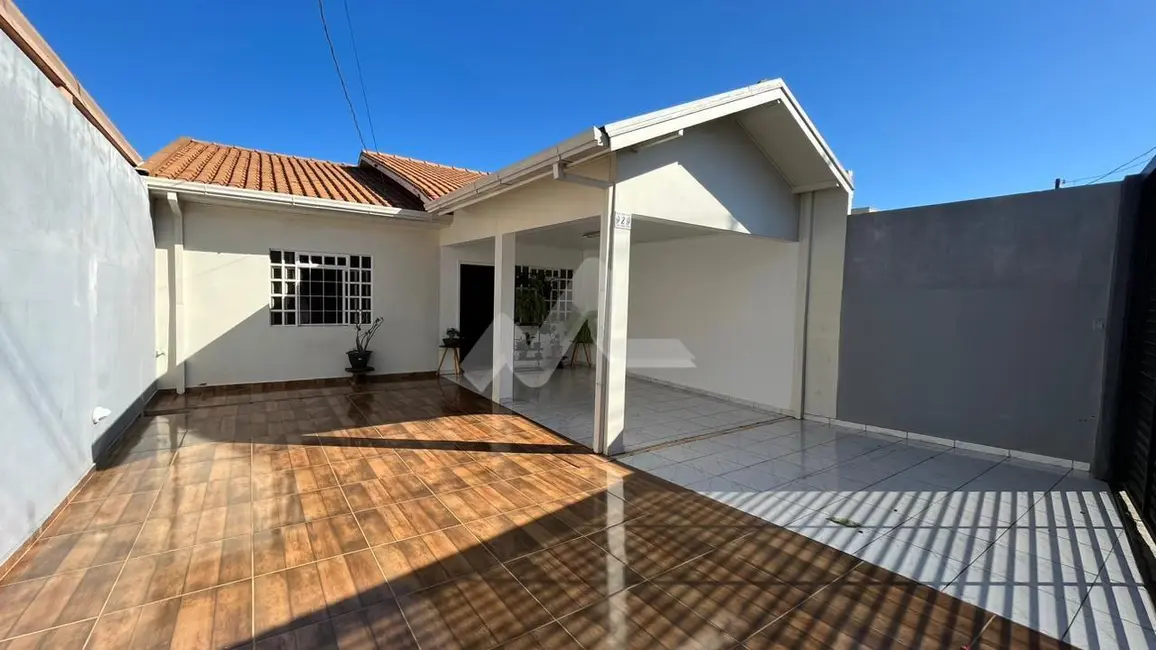 Casa com 3 quartos à venda, 120m2 em Vila Industrial, Toledo - PR - imagem 3 Foto 3 de Casa com 3 quartos à venda, 120m2 em Vila Industrial, Toledo - PR