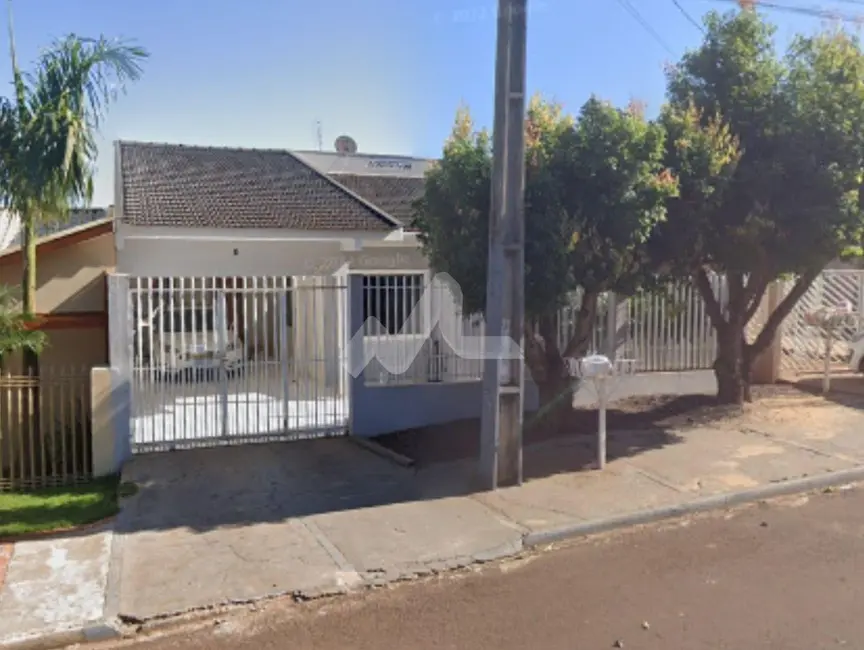 Foto 1 de Casa com 2 quartos à venda, 140m2 em Jardim Europa, Toledo - PR