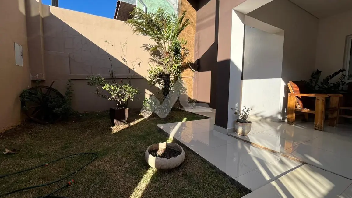 Casa com 2 quartos à venda, 305m2 em Jardim Pancera, Toledo - PR - imagem 3 Foto 3 de Casa com 2 quartos à venda, 305m2 em Jardim Pancera, Toledo - PR