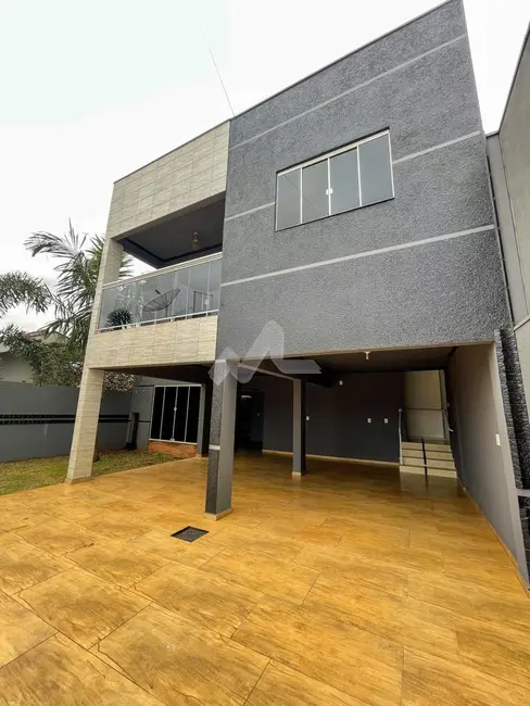 Foto 1 de Sobrado com 3 quartos à venda, 190m2 em Jardim Coopagro, Toledo - PR
