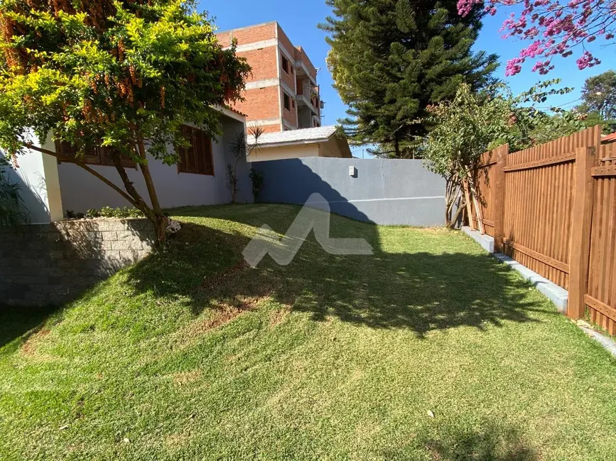 Casa com 4 quartos à venda, 234m2 em Jardim Gisela, Toledo - PR - imagem 5 Foto 5 de Casa com 4 quartos à venda, 234m2 em Jardim Gisela, Toledo - PR