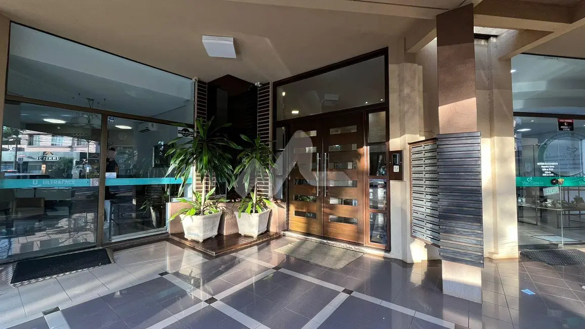 Apartamento com 2 quartos à venda, 316m2 em Centro, Toledo - PR - imagem 3 Foto 3 de Apartamento com 2 quartos à venda, 316m2 em Centro, Toledo - PR