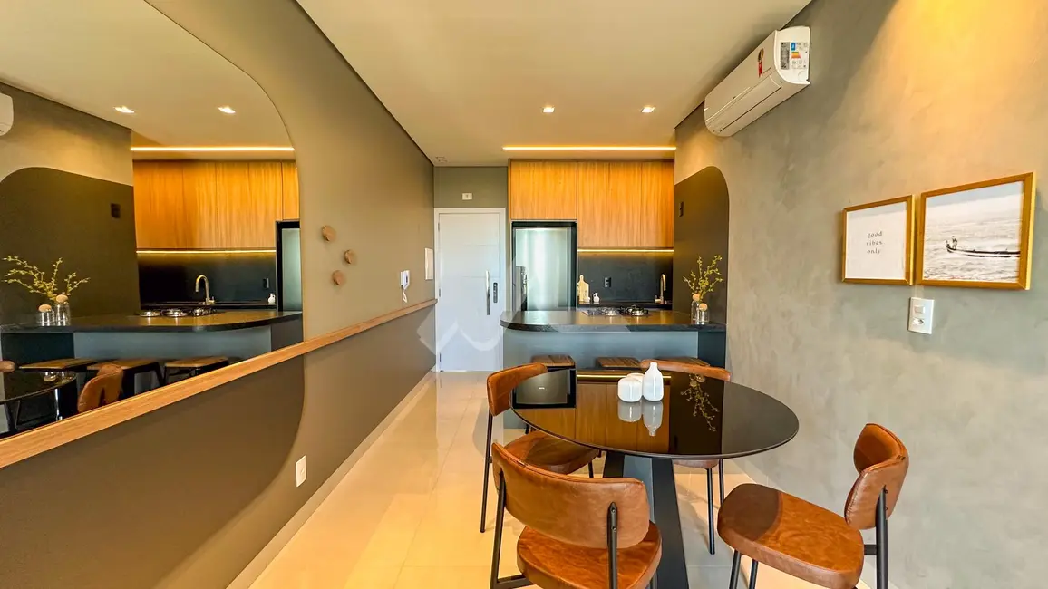 Apartamento com 1 quarto à venda, 90m2 em Jardim Gisela, Toledo - PR - imagem 7 Foto 7 de Apartamento com 1 quarto à venda, 90m2 em Jardim Gisela, Toledo - PR