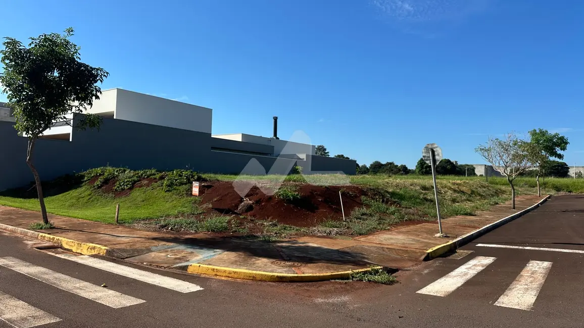 Foto 3 de Terreno / Lote à venda, 644m2 em Tocantins, Toledo - PR