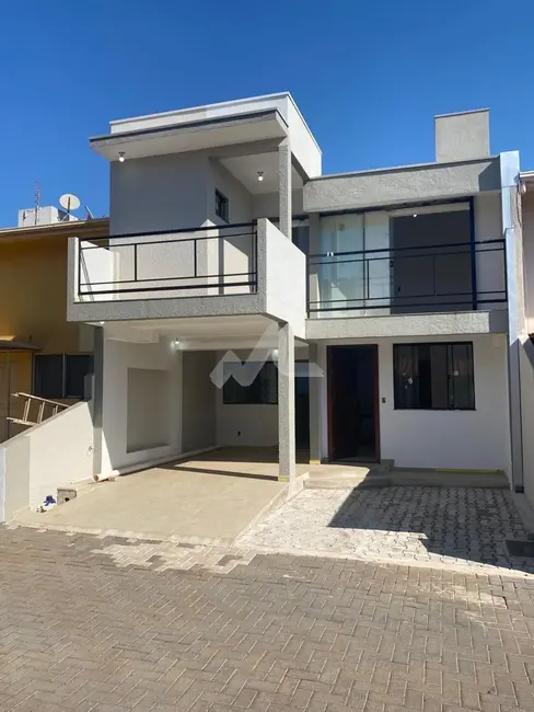 Sobrado à venda, 160m2 em Jardim Gisela, Toledo - PR - imagem 1 Foto 1 de Sobrado à venda, 160m2 em Jardim Gisela, Toledo - PR